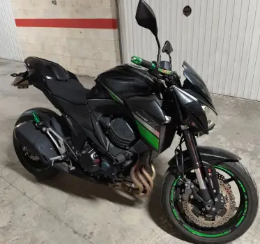 Kawasaki Z800e ABS deslimitada 