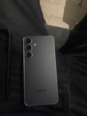 samsung galaxy s25 FE 128 gb y 12 ram / 