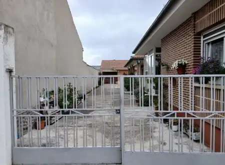 Casa independiente en Megeces-Valladolid
