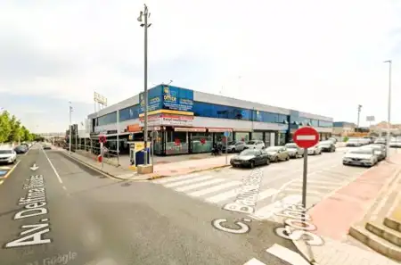 Alquiler local oficina Polígono Casa Grande Torrevieja