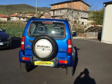Suzuki Jimny 1.5 4x4 Gasolina