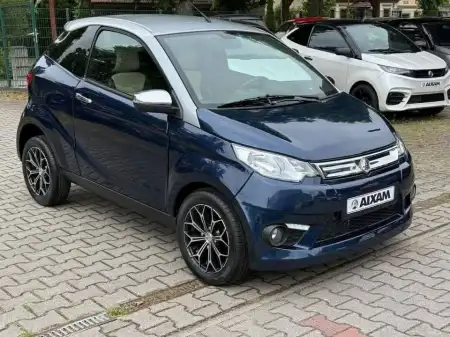 Ciclomotor Aixam Coupé Diésel Automático 45 km/h. No requiere licencia
