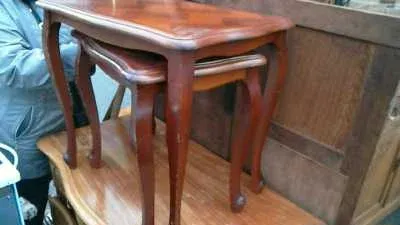 TABLE GIGOGNE LOT DE 2