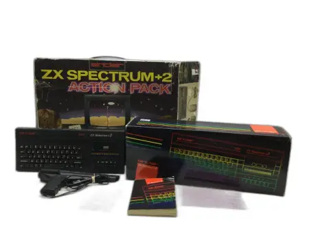 consola spectrum sinclair zx spectrum+2 action pack(solo fogueo y consola)