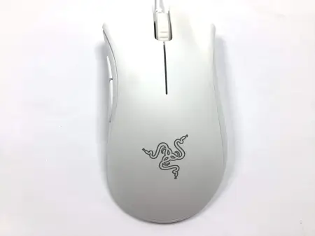 raton razer deathadder essential