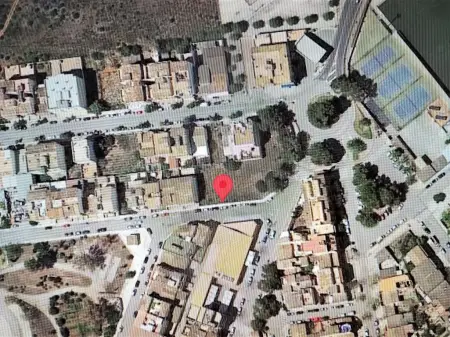 Solar urbano en Porto Cristo