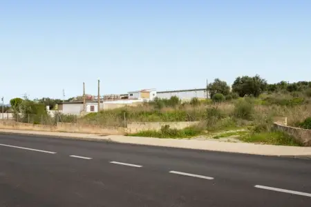 Solar urbano en Muro
