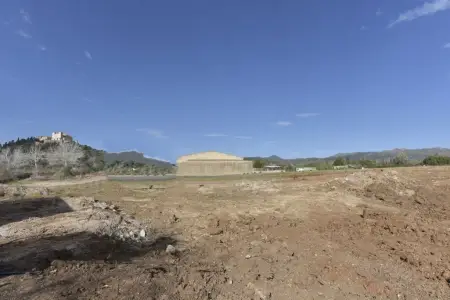 Solar urbano en Arta
