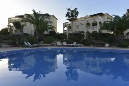 Pisos en Cala Mandia