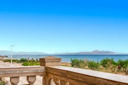 Chalet en venta en Son Serra de Marina con vistas al mar