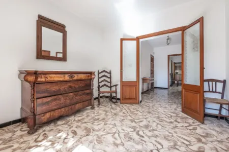 Edificio con vivienda y garaje en Manacor