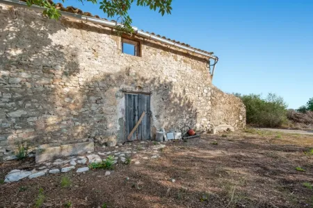 Finca con casa a reformar en Manacor