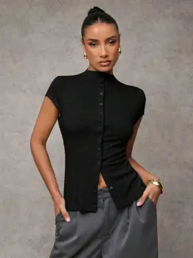 SHEIN BAE Blusa de mujer de cuello alto de un solo pecho de unicolor con mangas cortas, blusa casual de mujer con botones