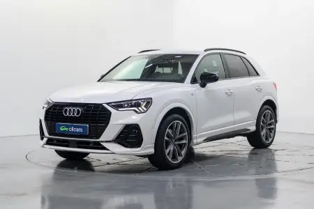 Audi Q3
35 TFSI Black line S tronic