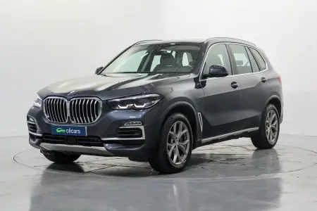 BMW X5
xDrive 30dA