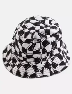 Sombrero y gorro