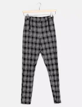 Stradivarius Pantalones de tela Skinny o pitillo o slim